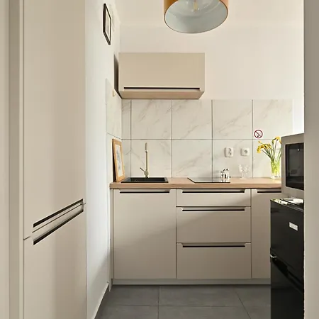 Jana Pawla By Solarento * ワルシャワ